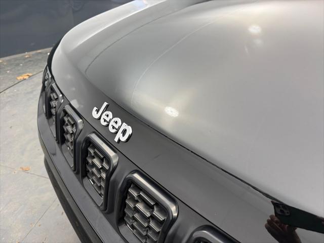 2024 Jeep Compass Latitude Lux FWD