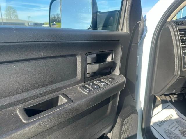 2018 Ram 3500 Tradesman Crew Cab 4x4 8' Box