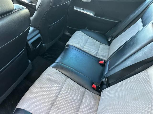 2014 Toyota Camry SE V6