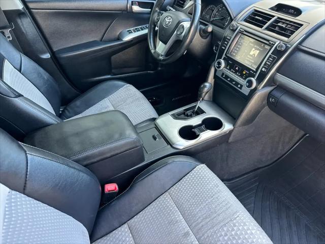 2014 Toyota Camry SE V6