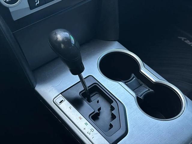 2014 Toyota Camry SE V6