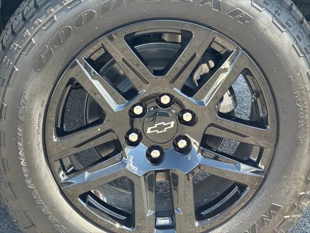 2026 Chevrolet Silverado 1500 4WD Crew Cab Standard Bed RST