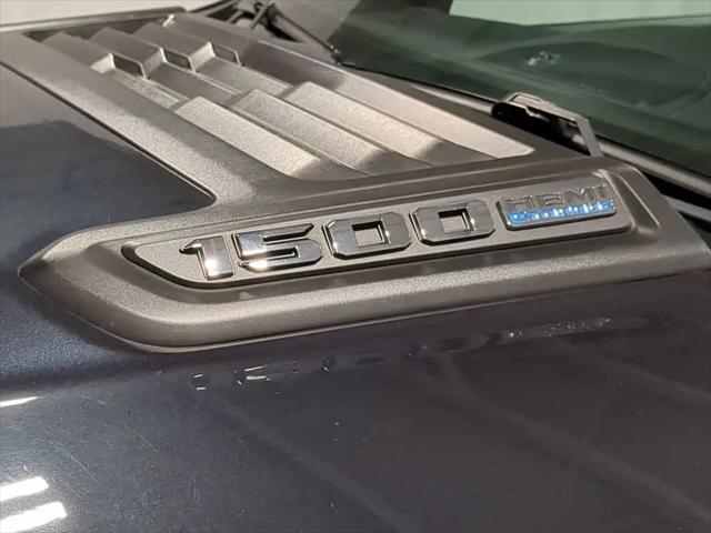 2021 Ram 1500 Laramie Crew Cab 4x4 5'7" Box
