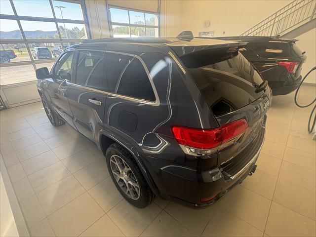2020 Jeep Grand Cherokee Overland 4x4 2020 Jeep Grand Cherokee Overland 4x4