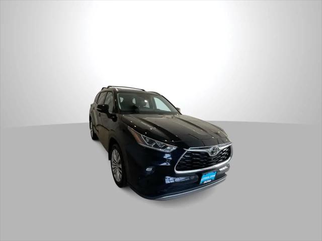 2024 Toyota Highlander Platinum