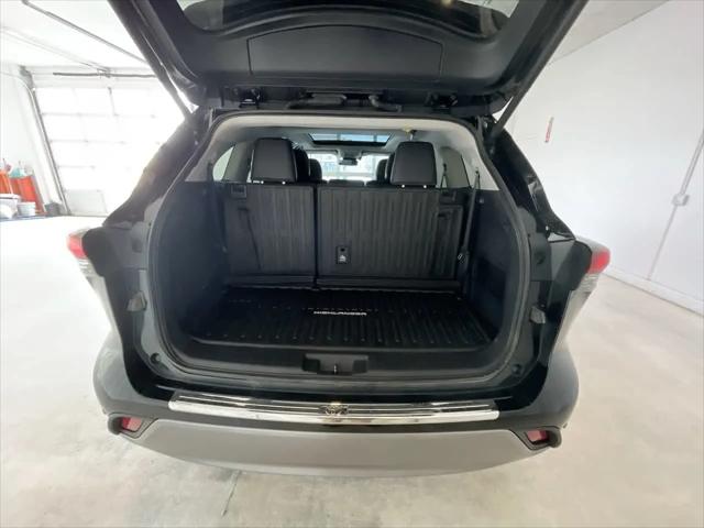 2024 Toyota Highlander Platinum