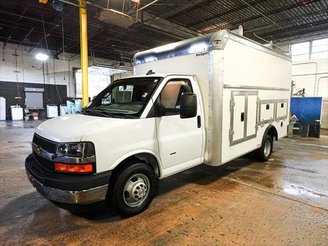 2022 Chevrolet Express Cutaway Work Van