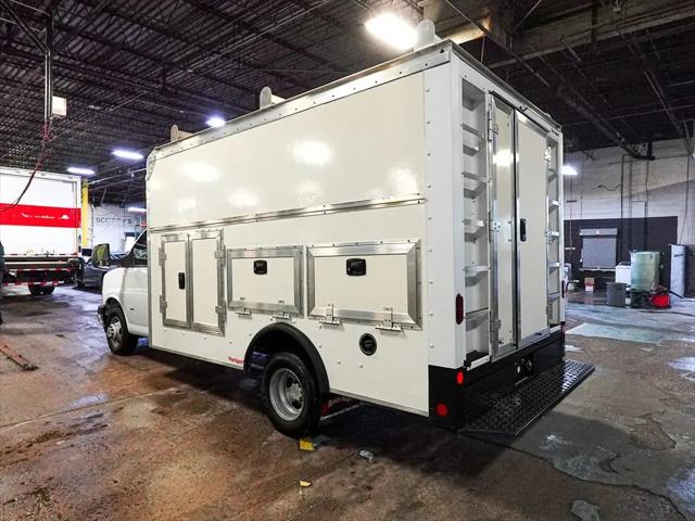 2022 Chevrolet Express Cutaway Work Van