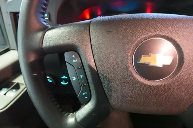 2022 Chevrolet Express Cutaway Work Van
