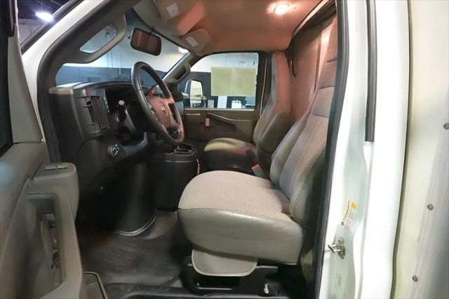 2022 Chevrolet Express Cutaway Work Van
