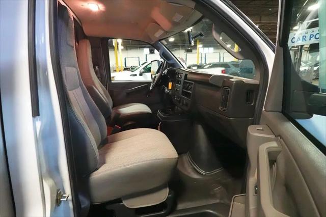 2022 Chevrolet Express Cutaway Work Van
