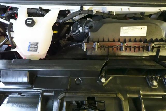 2022 Chevrolet Express Cutaway Work Van