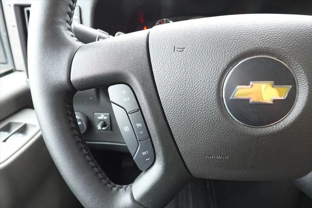 2022 Chevrolet Express Cutaway Work Van