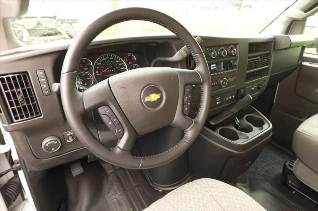 2022 Chevrolet Express Cutaway Work Van