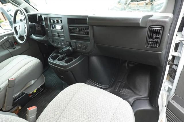 2022 Chevrolet Express Cutaway Work Van