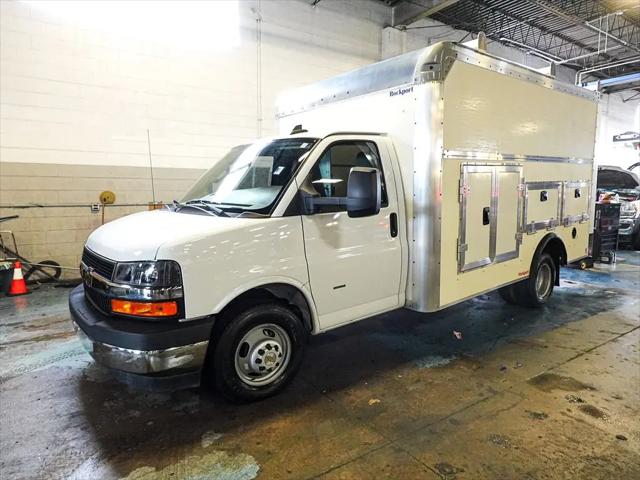 2022 Chevrolet Express Cutaway Work Van