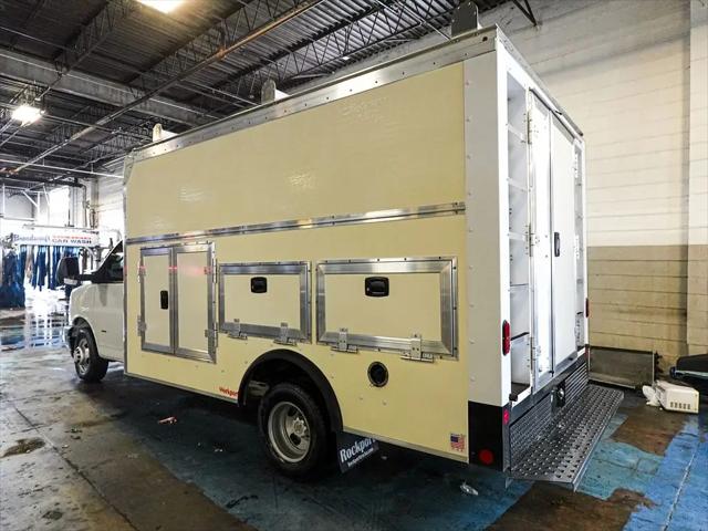 2022 Chevrolet Express Cutaway Work Van