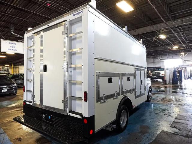 2022 Chevrolet Express Cutaway Work Van