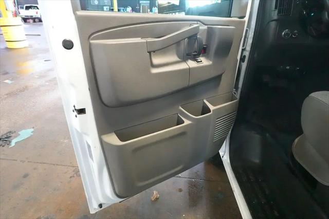 2022 Chevrolet Express Cutaway Work Van