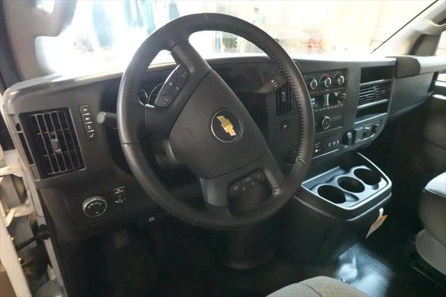 2022 Chevrolet Express Cutaway Work Van