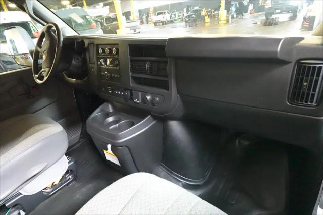 2022 Chevrolet Express Cutaway Work Van