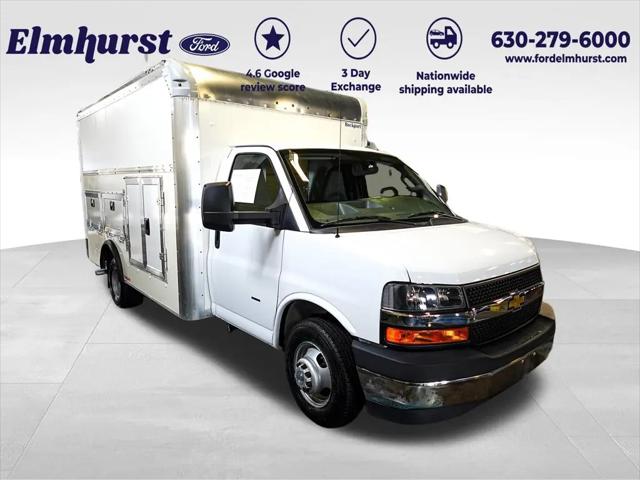 2022 Chevrolet Express Cutaway Work Van for sale in Bensenville, IL