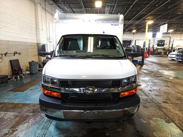 2022 Chevrolet Express Cutaway Work Van