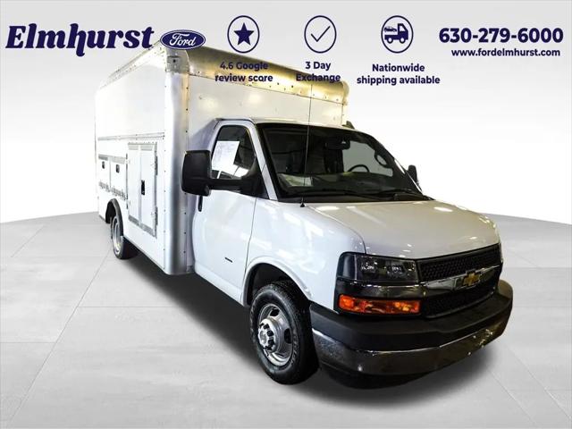 2022 Chevrolet Express Cutaway Work Van for sale in Bensenville, IL