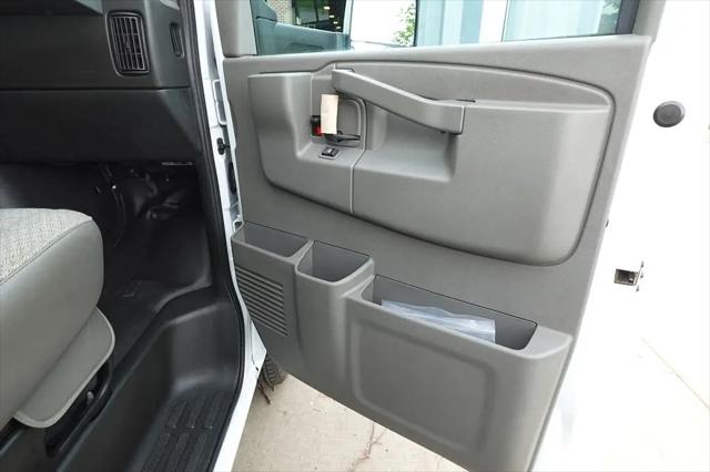 2022 Chevrolet Express Cutaway Work Van