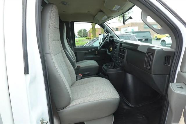 2022 Chevrolet Express Cutaway Work Van