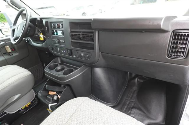 2022 Chevrolet Express Cutaway Work Van