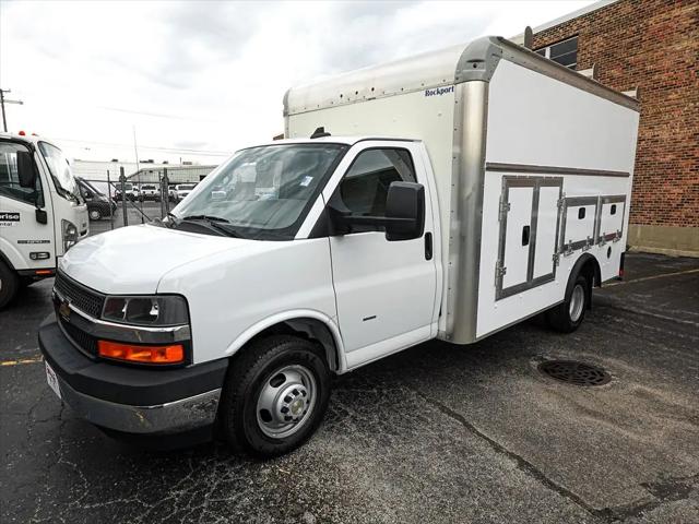 2022 Chevrolet Express Cutaway Work Van