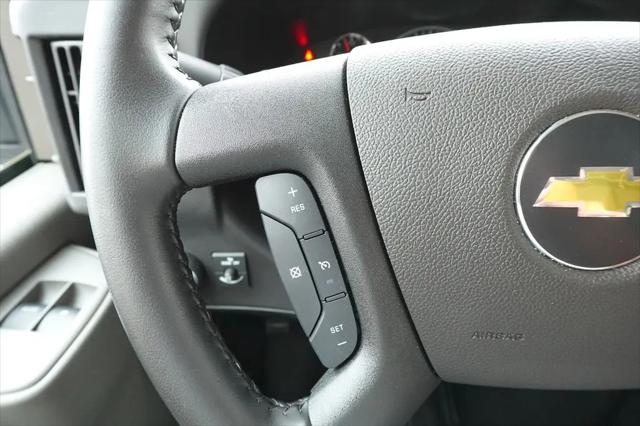 2022 Chevrolet Express Cutaway Work Van
