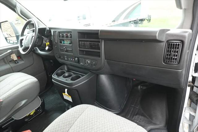2022 Chevrolet Express Cutaway Work Van