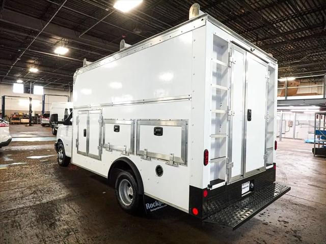 2022 Chevrolet Express Cutaway Work Van