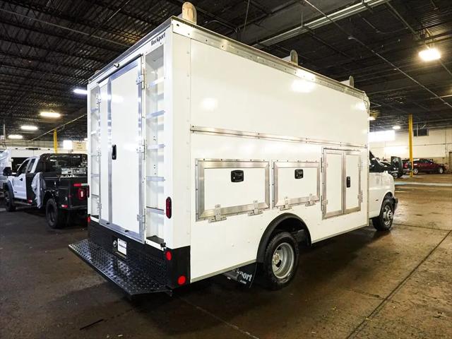 2022 Chevrolet Express Cutaway Work Van