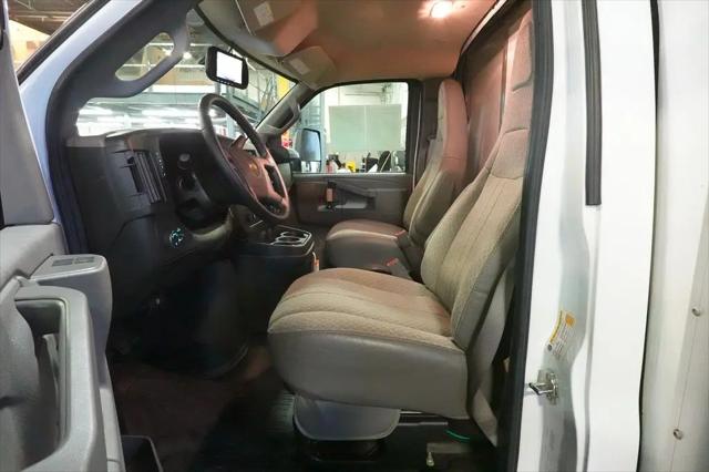 2022 Chevrolet Express Cutaway Work Van
