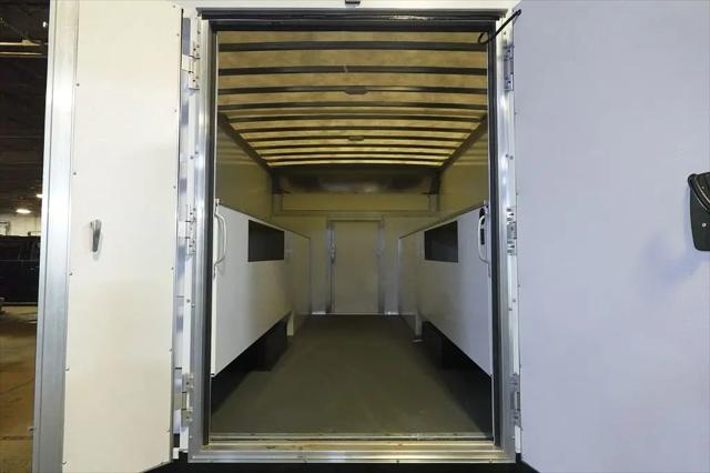 2022 Chevrolet Express Cutaway Work Van