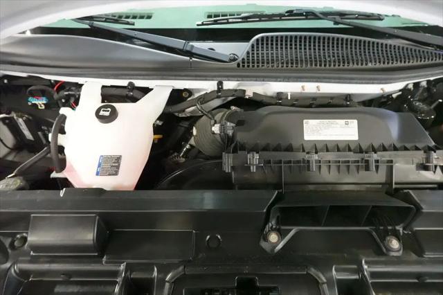 2022 Chevrolet Express Cutaway Work Van