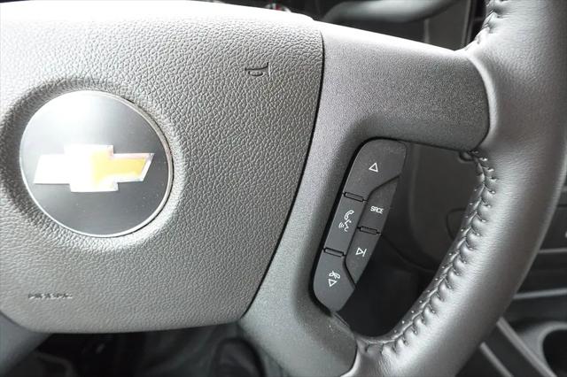 2022 Chevrolet Express Cutaway Work Van