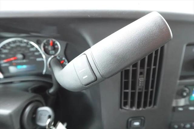2022 Chevrolet Express Cutaway Work Van