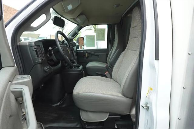 2022 Chevrolet Express Cutaway Work Van