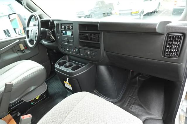 2022 Chevrolet Express Cutaway Work Van
