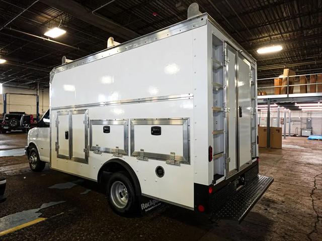2022 Chevrolet Express Cutaway Work Van
