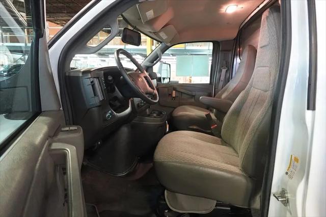 2022 Chevrolet Express Cutaway Work Van