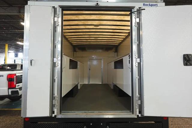2022 Chevrolet Express Cutaway Work Van