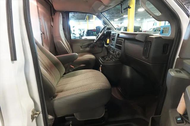 2022 Chevrolet Express Cutaway Work Van