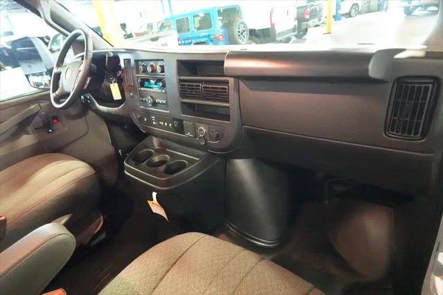 2022 Chevrolet Express Cutaway Work Van