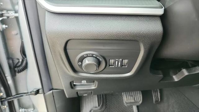 2026 Jeep Grand Cherokee L Altitude 4x2