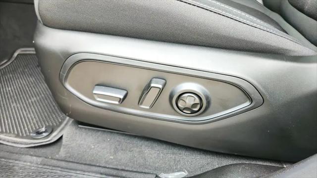 2026 Jeep Grand Cherokee L Altitude 4x2
